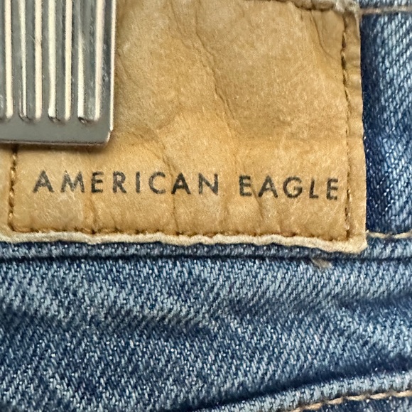 American Eagle Barrel Jeans Medium Wash Women’s Size 16 Long - Picture 10 of 13